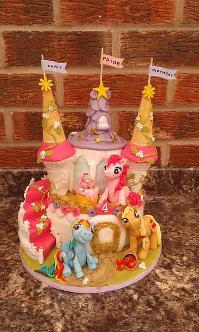 My little pony Castle cake - Cake by Karen's Kakery
