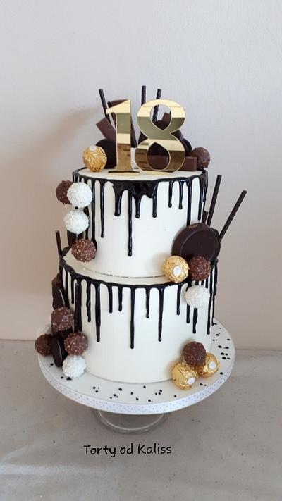 Drip cake with white ganache - Cake by Kaliss