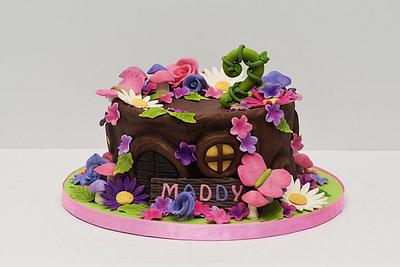 Fairy House - Cake by Robyn