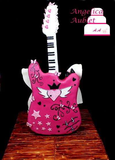 Guitar girly - Cake by Angelica