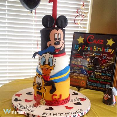 Mickey Mouse cake - Cake by The Cake Mamba