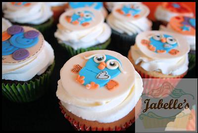 Hoot cupcakes for Jack - Cake by Tracy Jabelles Cakes