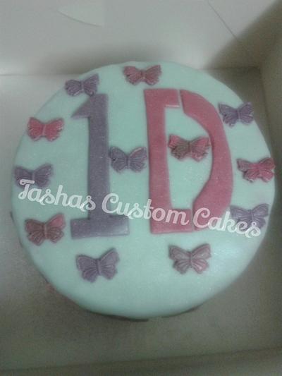 1D Cake - Cake by Tasha's Custom Cakes