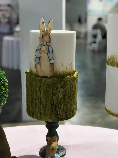 Peter Rabbit  pintado a mano  - Cake by Griselda de Pedro