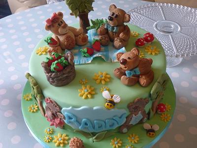teddy bear picnic cake - Cake by eMillicake