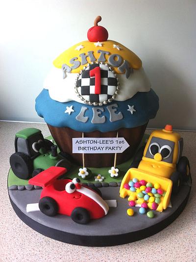 Cars and trucks giant cupcake  - Cake by Bezmerelda