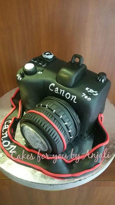 Cannon camera cake  - Cake by AnjaliG