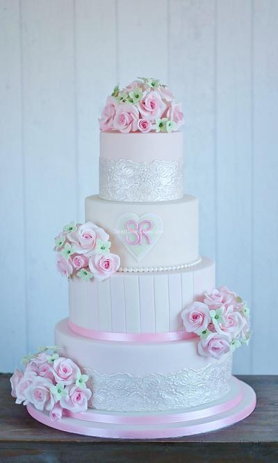 Wedding cake with pink roses - Cake by Tamara
