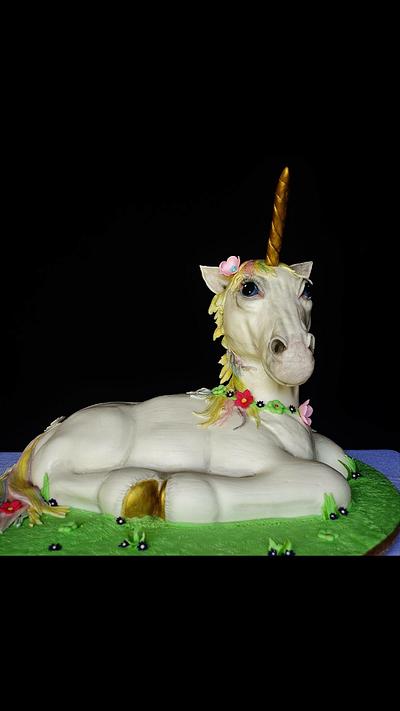 Pastel Unicorn - Cake by Suzie Wilcox