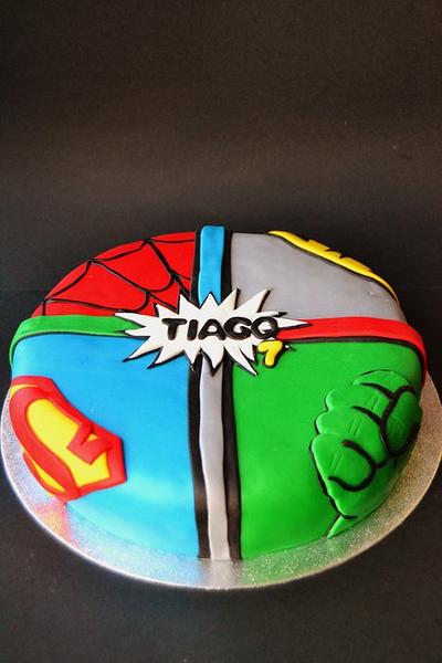 Superheroes Cake - Cake by Vania Costa