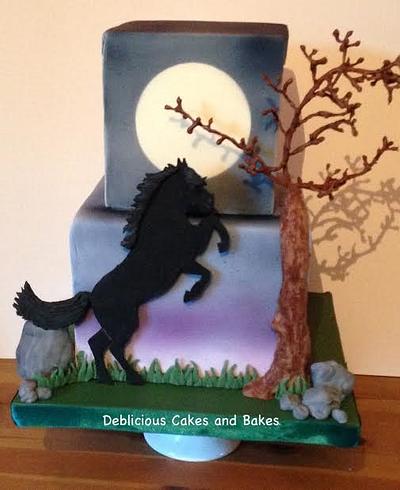 Black Beauty - Cake by debliciouscakes