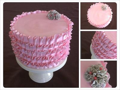 Pretty pink ruffles. - Cake by Yummilicious