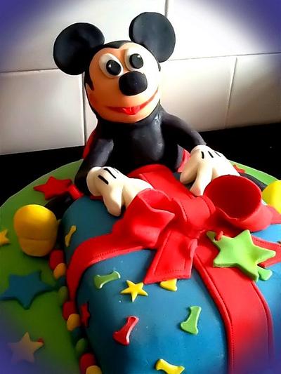RKT Mickey Mouse plus cake  - Cake by Louise
