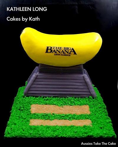 The big banana.  - Cake by Cakes by Kath