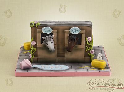 Horse Stable Cake - Cake by Little Cherry