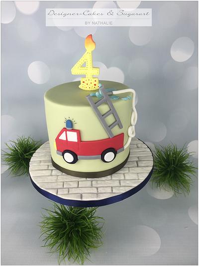 fire truck - Cake by Designer-Cakes & Sugarart by Nathalie