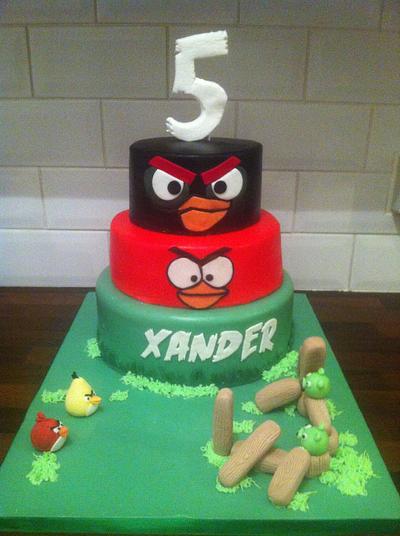 Angry birds - Cake by Little monsters Bakery