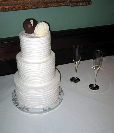 White on white wedding cake - Cake by Olga
