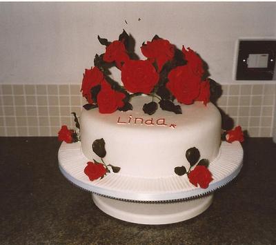 Roses birthday cake - Cake by Iced Images Cakes (Karen Ker)