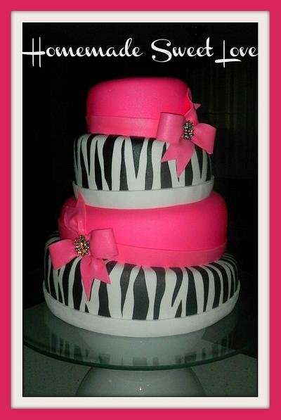 Zebra and fushia - Cake by  Brenda Lee Rivera 