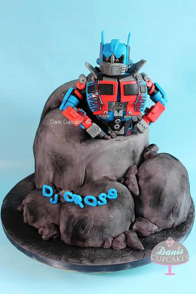 Transformers Optimus Prime Cake  - Cake by Danis Cupcakes