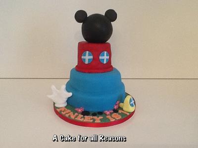 Mickey theme cake - Cake by Dawn Wells