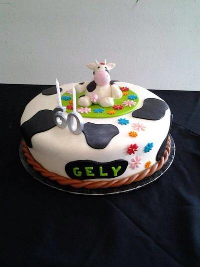 Cow Cake - Cake by Luga Cakes