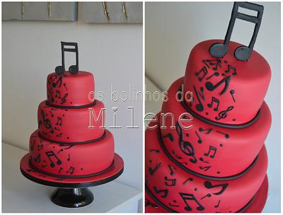 Red and black wedding cake - Music - Cake by Milene Habib