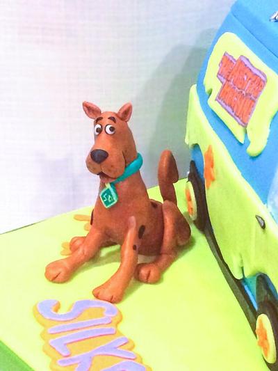 Scooby Doo Mystery Machine - Cake by Jenny Kennedy Jenny's Haute Cakes