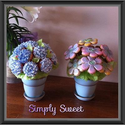 Flower pots - Cake by Simplysweetcakes1