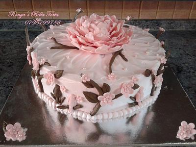 Dusty pink flower cake - Cake by ronya's bella torta