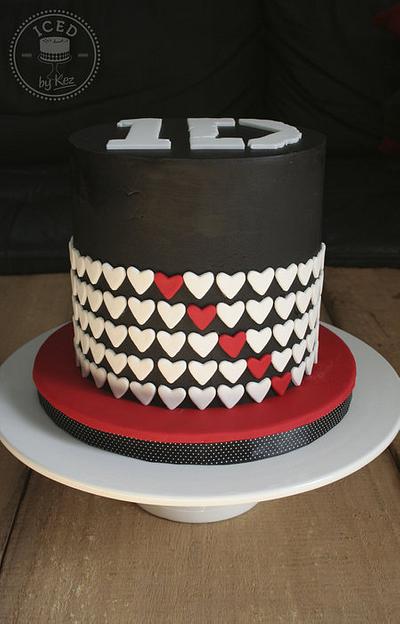 1D Cake & Cupcakes - Cake by IcedByKez