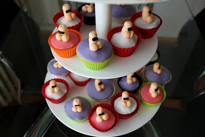 Naughty cupcakes - Cake by vikios