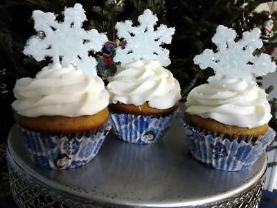 Sugared Snowflake Cupcakes - Cake by Bliss Pastry