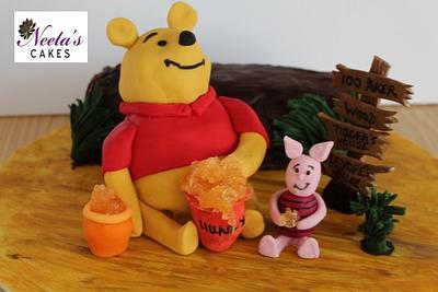 CPC Winnie the Pooh Honey to Share - Cake by neetascakes