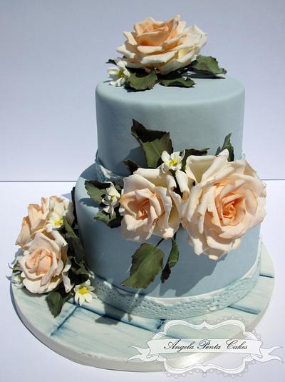 Roses and daisies - Cake by Angela Penta
