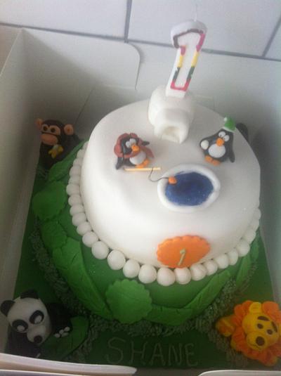Zoo Cake - Cake by Lynette Conlon