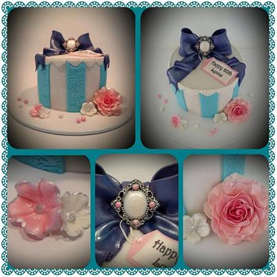 Hat Box Cake - Cake by CAKE ART by Michelle