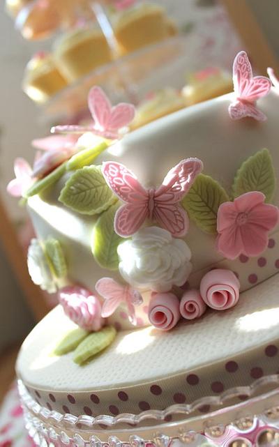 Springtime - Cake by KissMyCake
