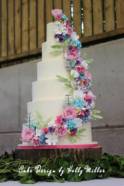 Country garden wedding - Cake by Holly Miller