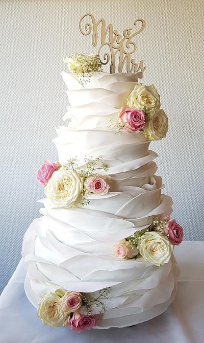 Wedding Cake, Hochzeitstorte  - Cake by stasia_wegner