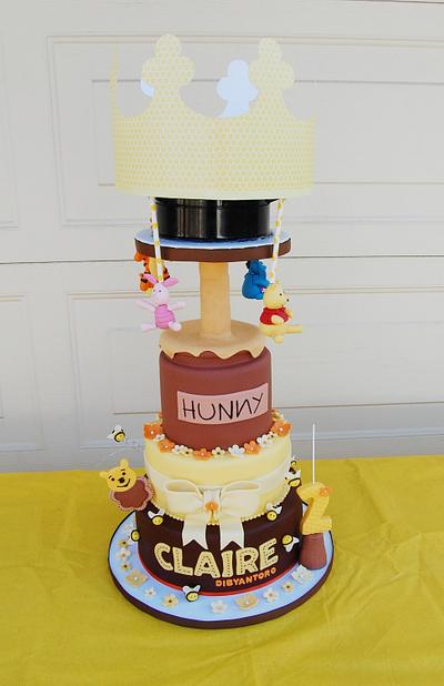 Spining Winnie The Pooh and Friends  - Cake by funni