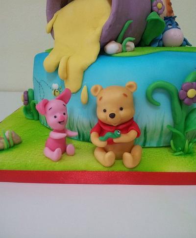 Winnie the Pooh Baby - Cake by giada