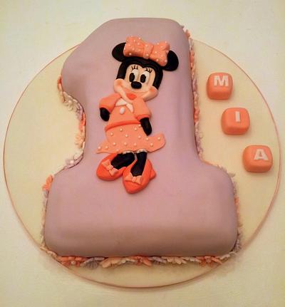 Minnie Mouse Number 1 - Cake by Sarah Poole