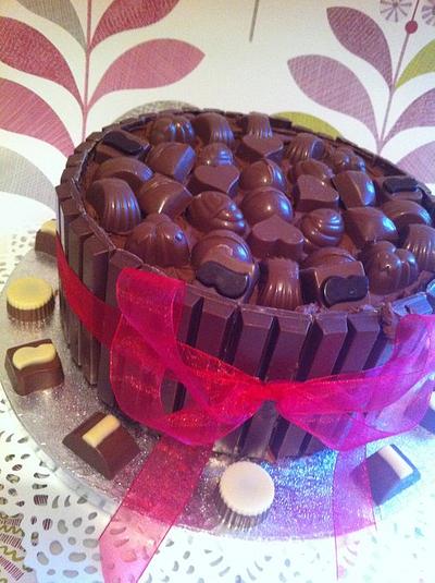 Chocolate Obsession  - Cake by Chrissy Faulds