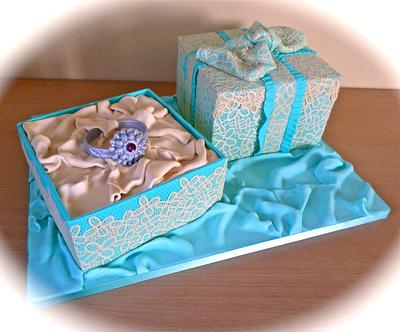 Engagement ring and box cake - Cake by Vanessa 