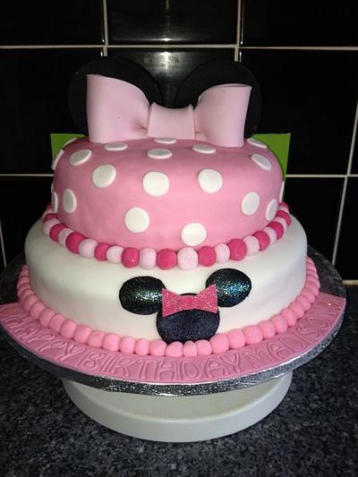 Minnie mouse themed cake - Cake by Shelly