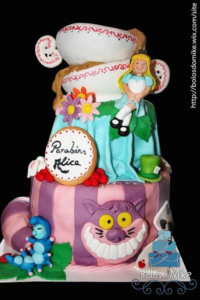 Alice in Wonderland - Cake by Michael Almeida