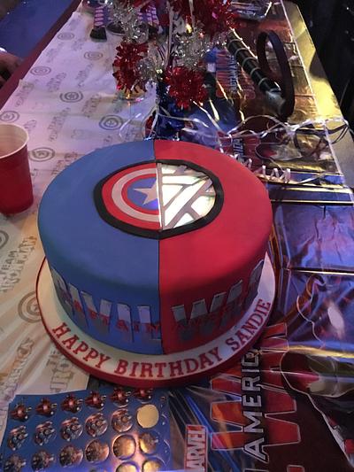 Captain America Civil War - Cake by Robynblue