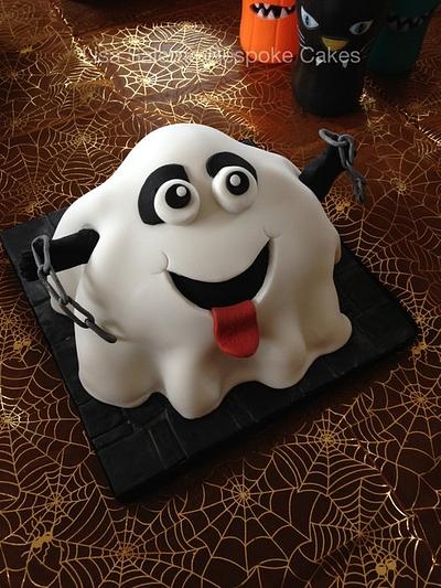 Friendly ghost !  - Cake by Lisa Salerno 